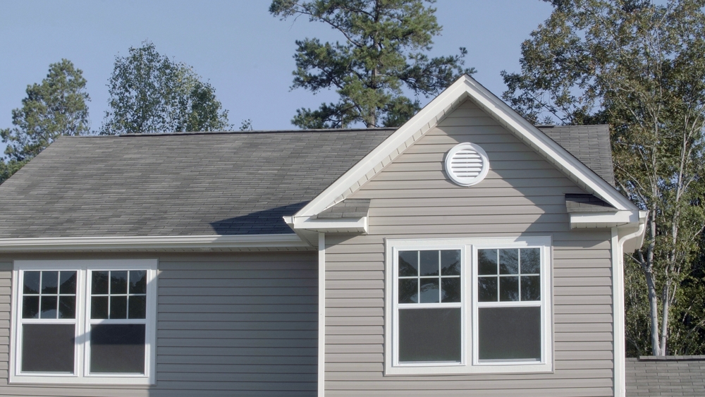 Siding Materials for Iowa New Construction: A Builder’s Guide to Vinyl, Fiber Cement, and Engineered Wood in 2026